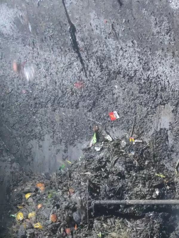 长安镇污水池清理